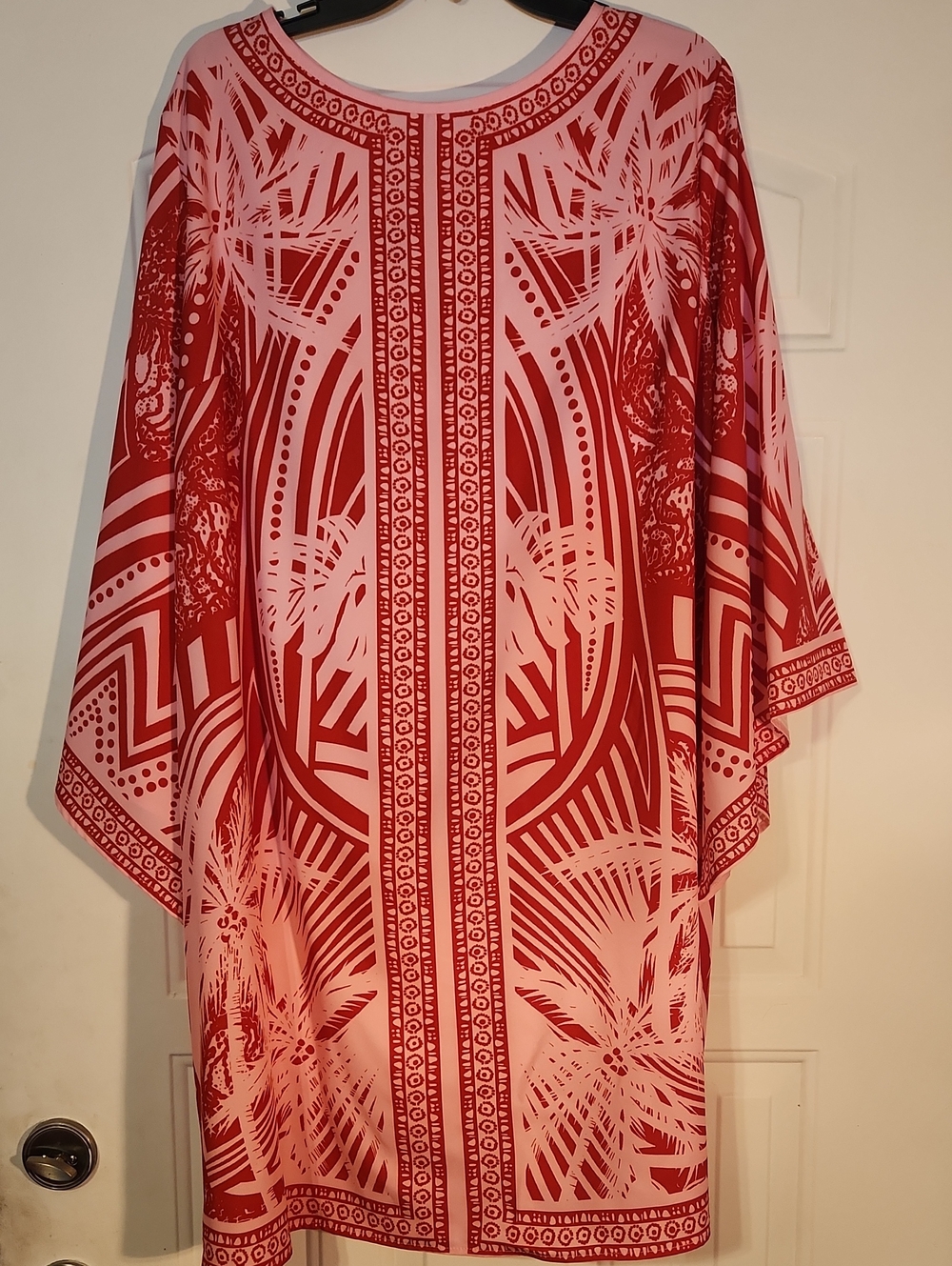 Women’s Dress - Red and Pink Printed Shift